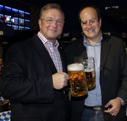 Prost Herr Henkel