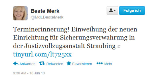 Fröhliche Frau Merk