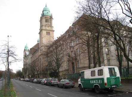 Kriminalgericht443